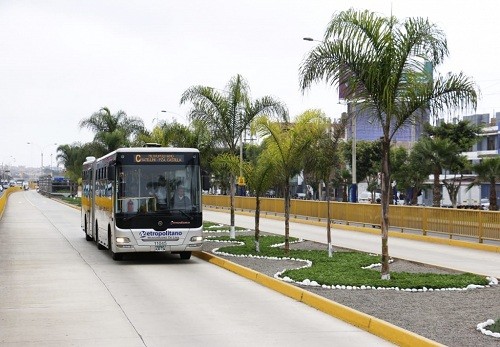 Metropolitano tendrá horario especial por feriado del 8 de octubre