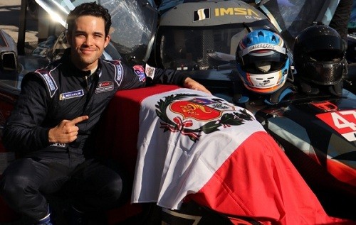 Piloto peruano Rodrigo Pflucker logra el campeonato en EE.UU.