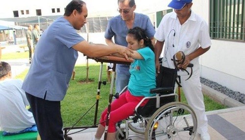 Personas con discapacidad podrán recibir servicios de rehabilitación en centros de salud del primer nivel de atención