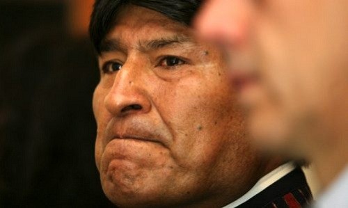 Bolivia: Evo Morales lidera elecciones, en medio de denuncias de fraude