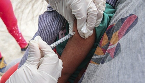 El sarampión se disemina rápidamente en personas no vacunadas