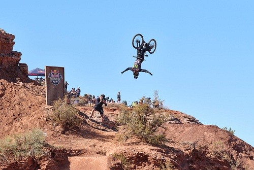 Canadá el rey del ciclismo extremo Brandon Semenuk se llevó el Red Bull Rampage 2019