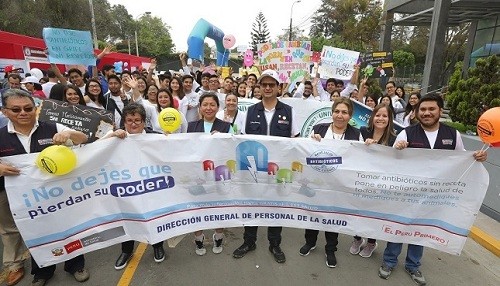 Población aprendió a evitar resistencia a antibióticos para aprovechar al máximo sus efectos terapéuticos