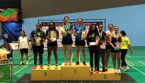 Dupla Peruana de Bádminton gana medalla de oro en Surinam