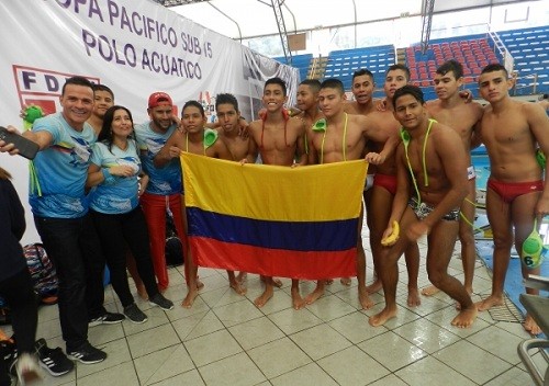 Los campeones de la Copa Pacífico De Waterpolo Sub 15 Lima 2019