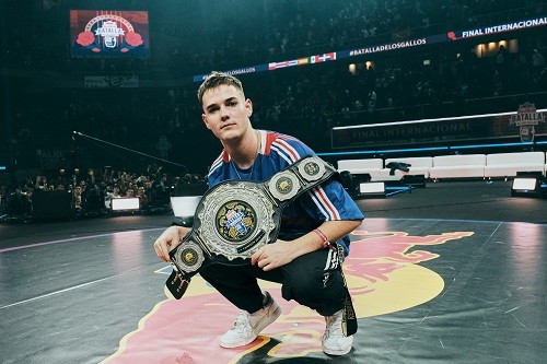 BNET se corona campeón internacional de Red Bull Batalla De Los Gallos