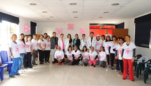 Hospital Cayetano Heredia crea club de pacientes con cáncer de mama
