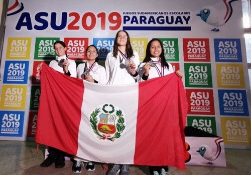 Sotomayor y León lideraron natación en Sudamericano Escolar 2019