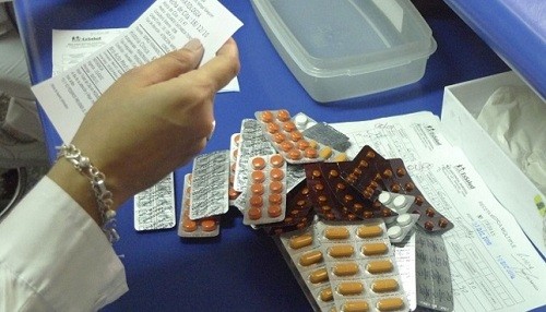 SuSalud sancionará a establecimientos donde no se recete medicamentos bajo nombre genérico