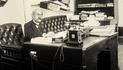 Ministerio de Cultura declara como Patrimonio Cultural de la Nación a 407 cartas de Ricardo Palma
