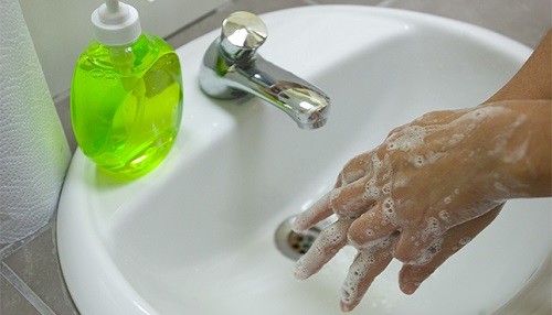 Minsa: La principal medida para prevenir un eventual contagio por Covid-19 es el lavado de manos