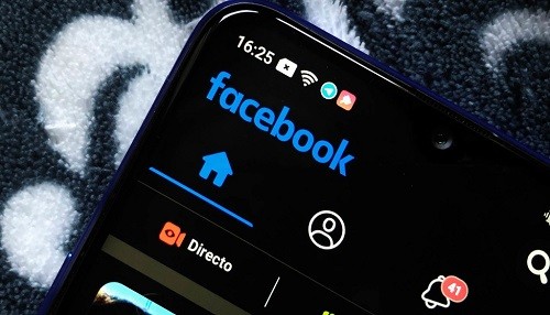 Facebook da el primer vistazo al próximo diseño del Modo Oscuro en iOS