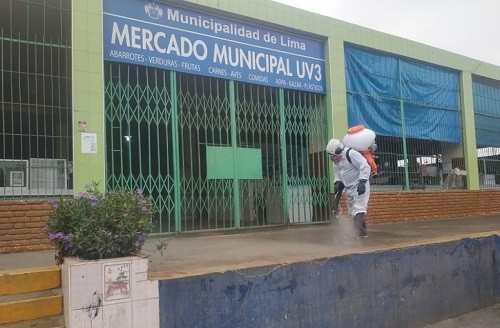 Municipalidad de Lima desinfectó 45 mercados del cercado durante el estado de emergencia