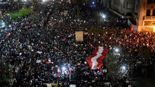 El saldo de la violenta represión: por lo menos dos muertos