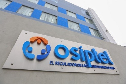 OSIPTEL amplia plazo de inscripción para que universitarios postulen a becas en regulación de las telecomunicaciones