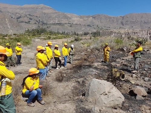 Sernanp capacita a guardaparques y aliados de la Reserva Paisajística Subcuenca del Cotahuasi en la prevención de incendios forestales