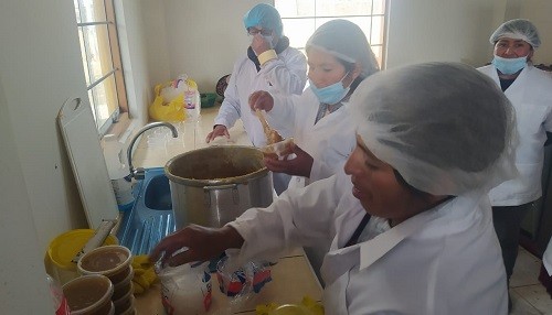 Agricultoras cusqueñas inician emprendimientos alimentarios para mejorar su calidad de vida