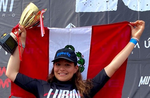 Los Hermanos Saavedra siguen con sus éxitos en el Bodyboarding