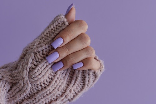 Guía básica para lucir tus uñas permanentes