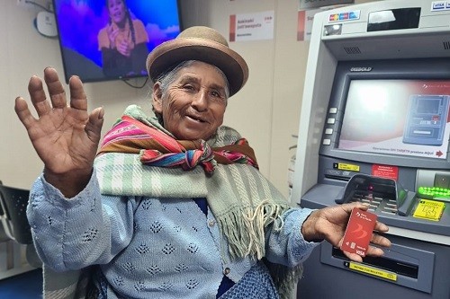 Programa PAIS llevó más de 49 000 atenciones a comunidades quechuas y aimaras durante campaña social en Lago Titicaca