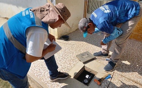 ¿Tu empresa de agua puede cobrarte el doble si no permites la instalación de un medidor?