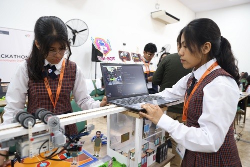 Minedu impulsa la transformación educativa con inteligencia artificial y tecnología accesible en todo el país