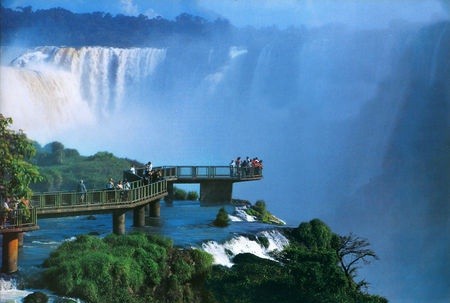 Se oficializó a las Cataratas de Iguazú como nueva maravilla natural del mundo