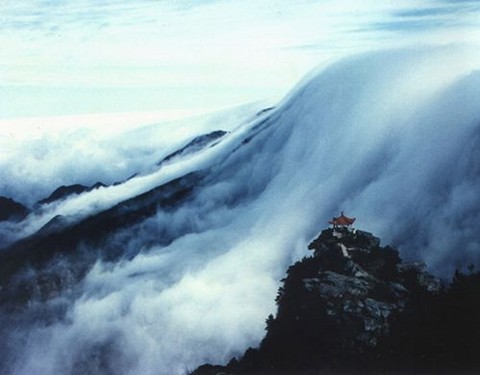 La Montaña Lushan Obtiene una A+ en Encuesta de Satisfacción de Turistas