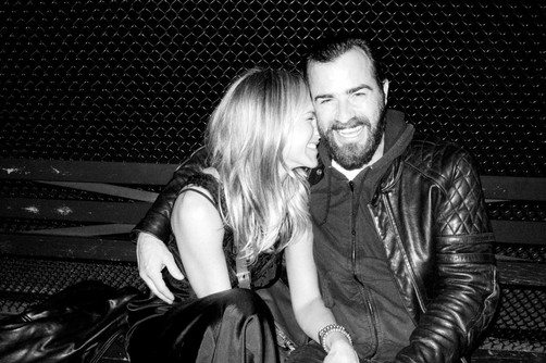 Jennifer Aniston y Justin Theroux tienen un 'romance de cuento de hadas'