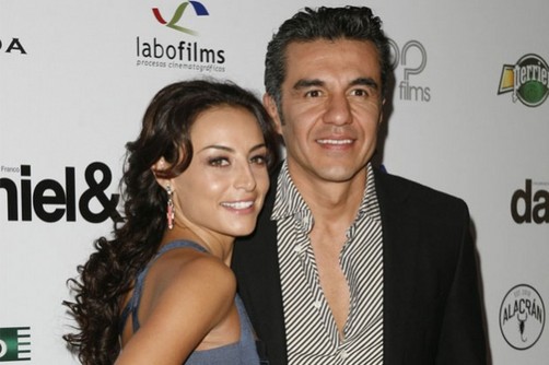 Adrián Uribe podría casarse con Marimar Vega