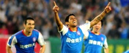 De la Haza marcó su primer gol en el fútbol chino