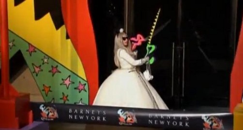 Lady Gaga inaugura oficialmente el 'Gaga's Workshop' (video)