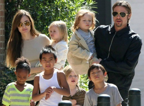 Los hijos de los Jolie-Pitt mantienen sus raíces