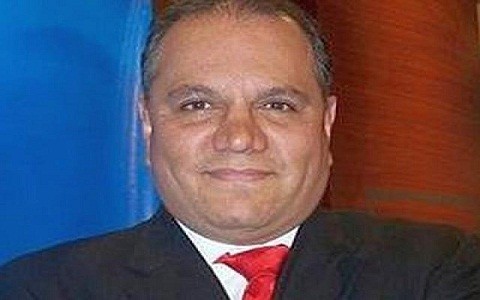 'Brad Pizza' se solidariza con Rosario Ponce