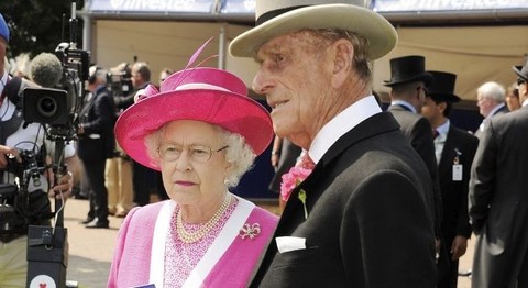 Gran Bretaña: Esposo de la Reina Isabel II es hospitalizado de emergencia