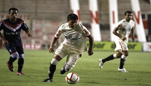 Raul Ruidiaz marcó su primer gol con la U. de Chile