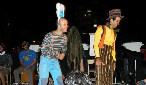 El Mago y El Conejo: Buscan Chamba