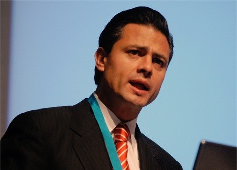 Candidato Peña Nieto: 'Asumo la campaña sin temor y comprometido con México'