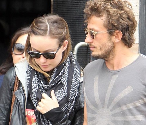 Olivia Wilde pasea junto a su ex-marido