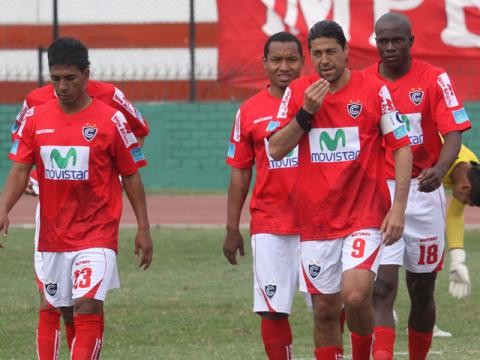 Cienciano investigará supuesta 'echada' de jugadores en el partido frente al CNI