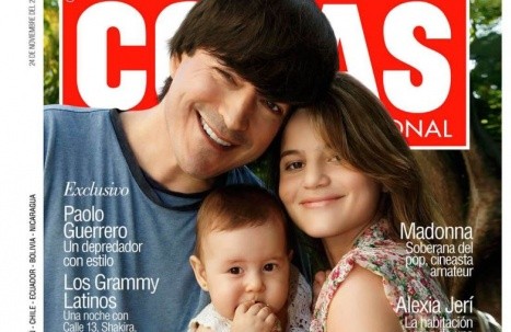 Jaime Bayly y familia son la portada de la revista Cosas