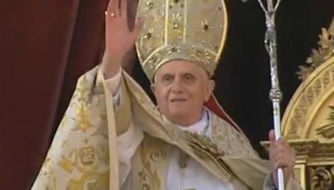 El Papa Benedicto se alista para las fiestas por Navidad
