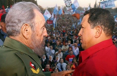Fidel Castro a Hugo Chávez: 'Limítate a oír consejos'