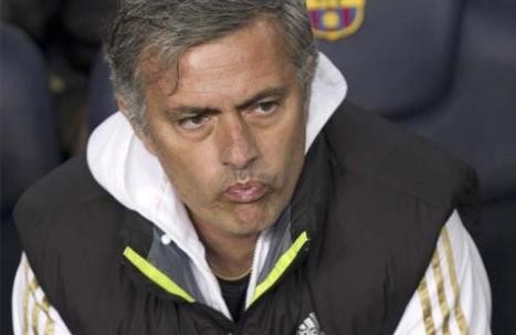 Mourinho: Es imposible ganar en el Camp Nou