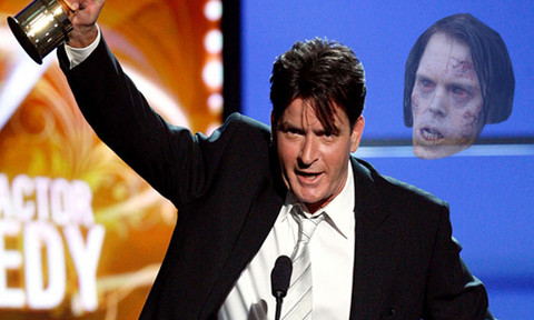 Charlie Sheen le pone la cruz a Two and a Half Men