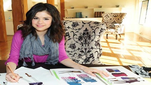 Selena Gómez lanza el comercial 'Dream Out Loud'