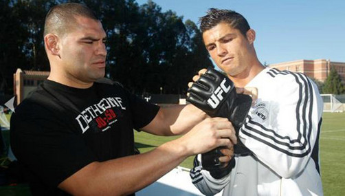 Cristiano Ronaldo y Cain Velasquez hablan sobre MMA
