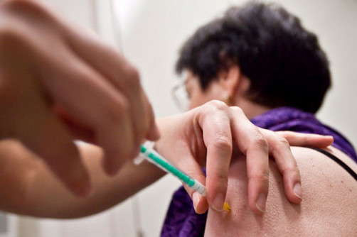 EE.UU evalúa vacunar niños contra ántrax
