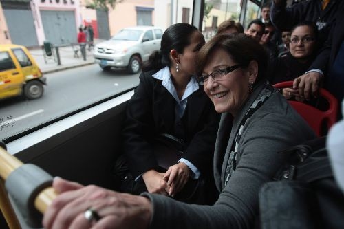 Alcaldesa Villarán a familia de Ciro: 'Son un ejemplo para el país'