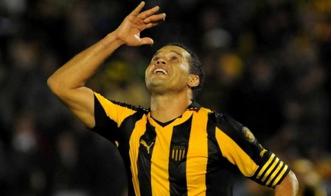 Copa Libertadores: Peñarol goleó por 4-0 al Caracas